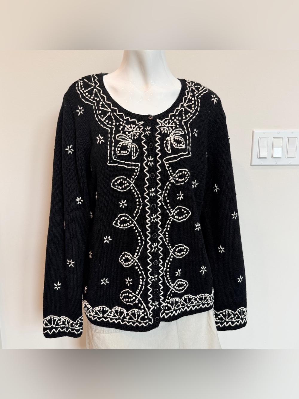 Christopher & Banks XL Ladies Cardigan Hand Embroidered Blk Cream Sequin Sweater